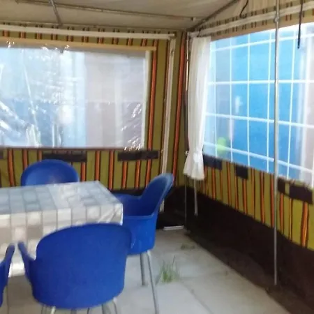 Caravans Magda ニエホジェ