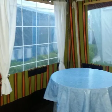 Caravans Magda * ニエホジェ