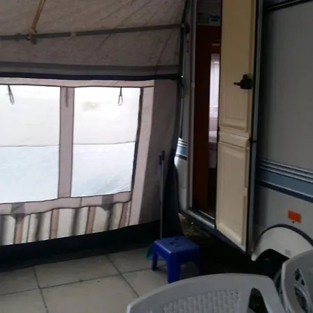 Caravans Magda Нехоже