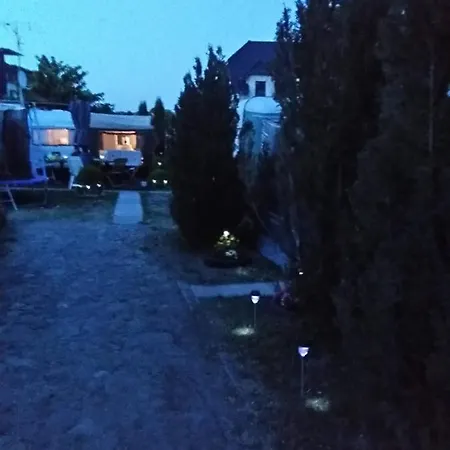 Caravans Magda Кемпинг Нехоже