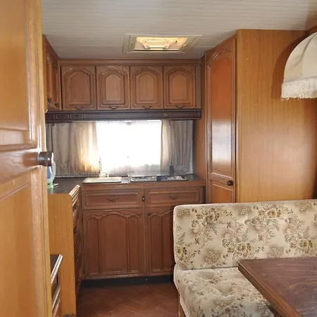 Кемпинг Caravans Magda *
