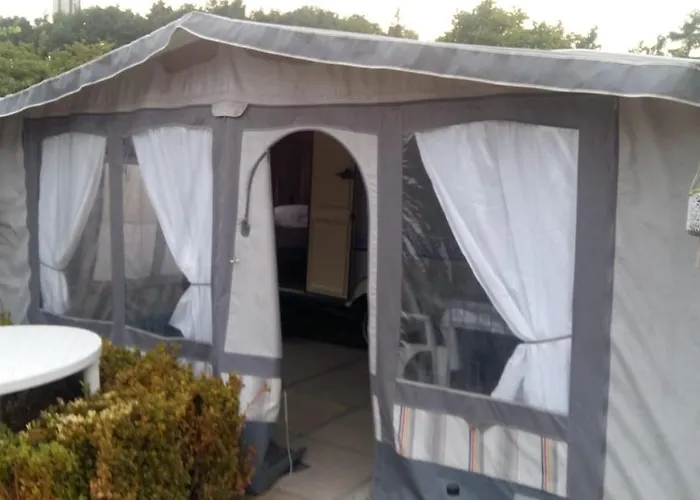 Caravans Magda 尼彻兹