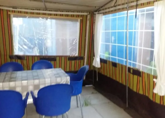 Caravans Magda 尼彻兹