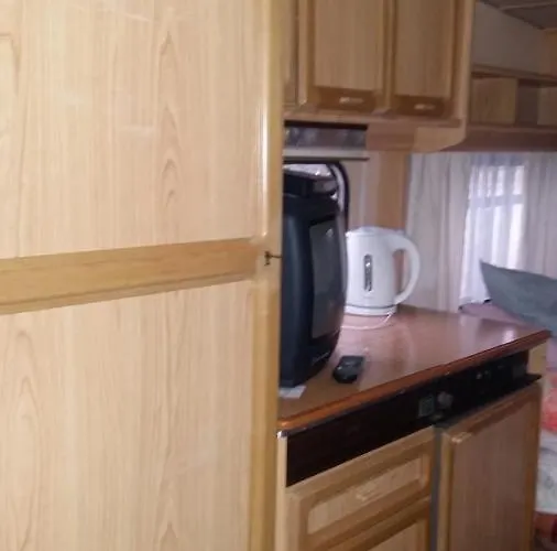 Caravans Magda 캠프장 니에초르체