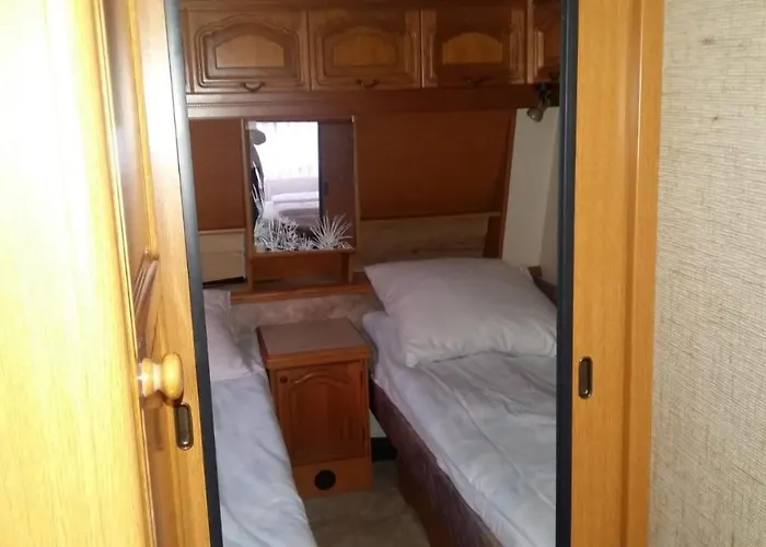 Caravans Magda 营地 *