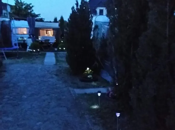 Caravans Magda 营地 尼彻兹